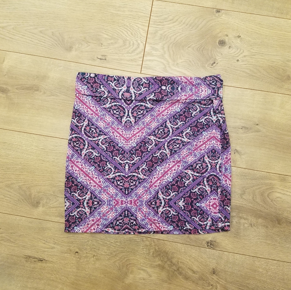 Charlotte Russe Mini Skirt Purple Print {Junior's Medium}